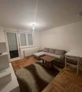 Izdajem jednoiposoban namešten stan 40m2, u Petrovaradinu,  
